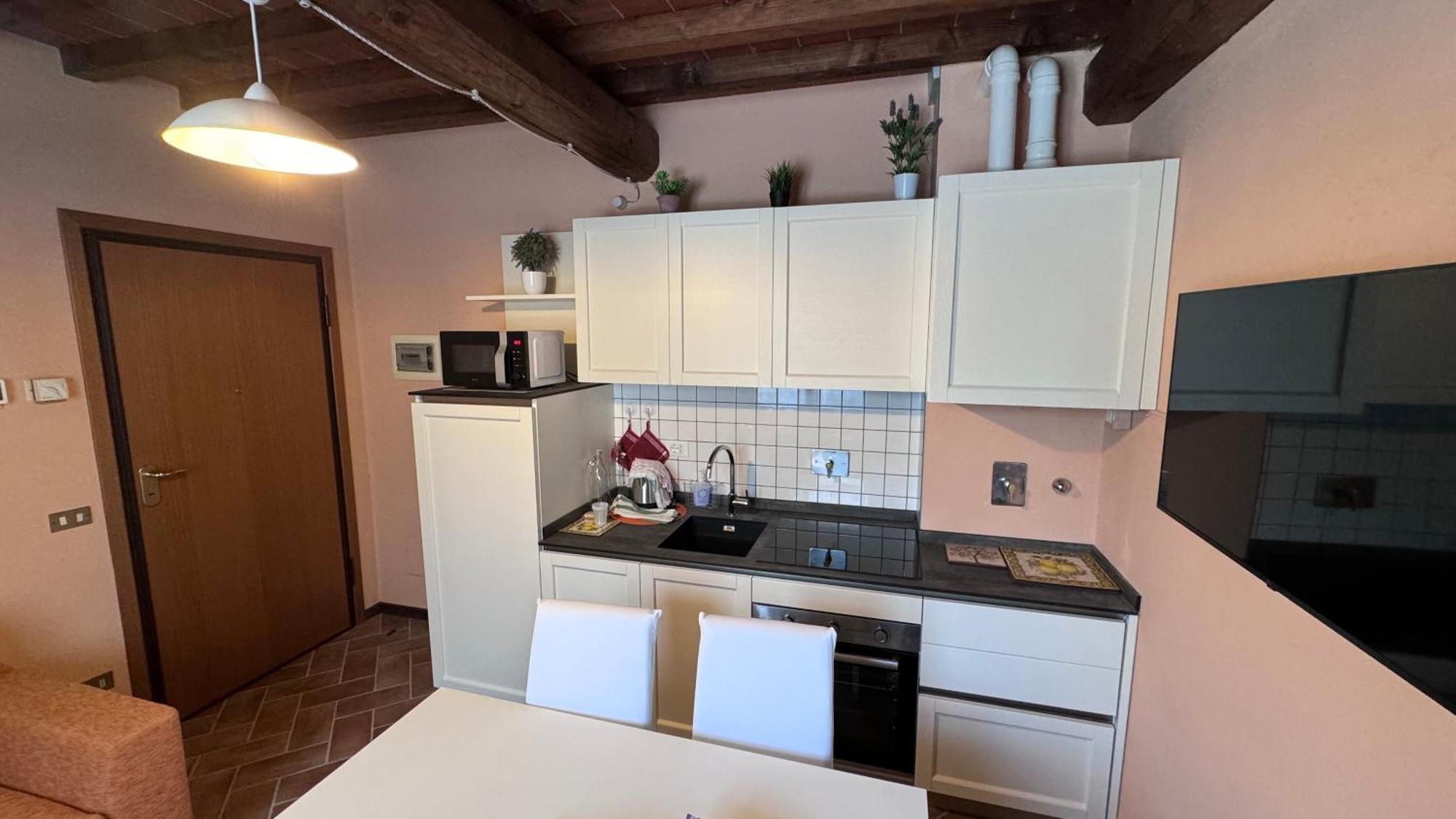 Appartamento Isenesi Gambassi Terme Exterior foto